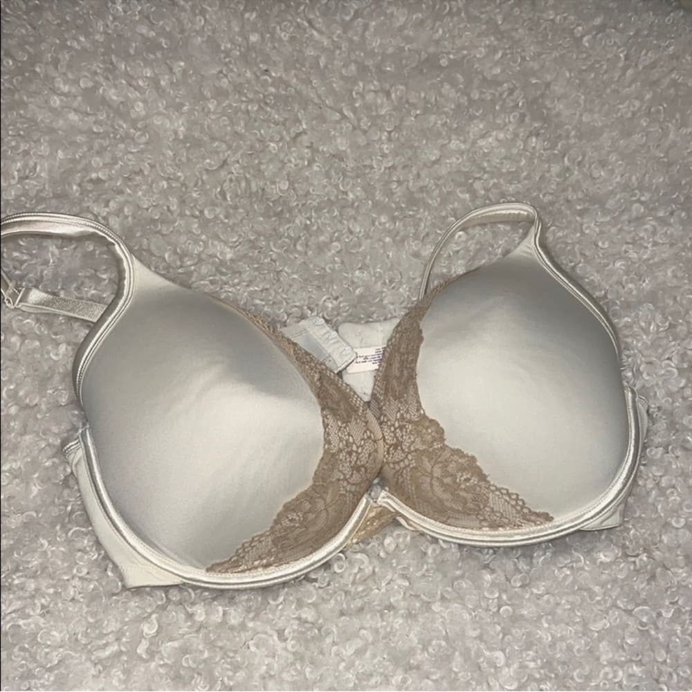 Cacique Lace Trimmed Bra in Cream and Tan 40DD - Thumbnail 3