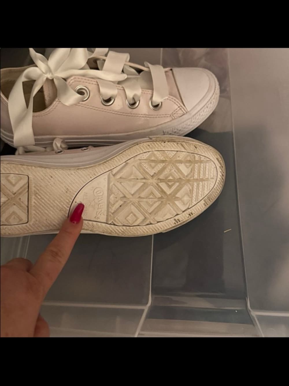 Converse Light Pink pastel Low-Top Sneakers with Satin Ribbon Laces - Thumbnail 3