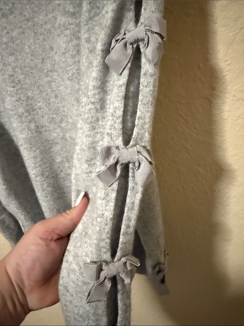Ted Baker Gray Bow-Detail Scoop Neck Sweater size 4/large - Thumbnail 4