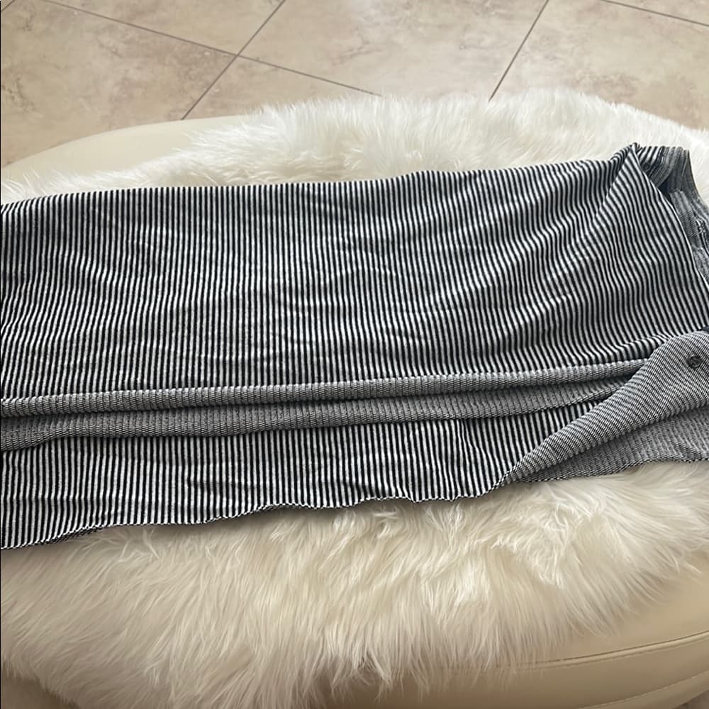 Lululemon Athletica Black Ribbed Maxi Scarf - Thumbnail 3