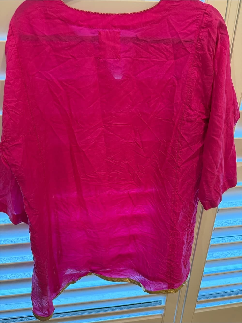 Pink V-Neck Lightweight Women’s Top silk large - Thumbnail 3