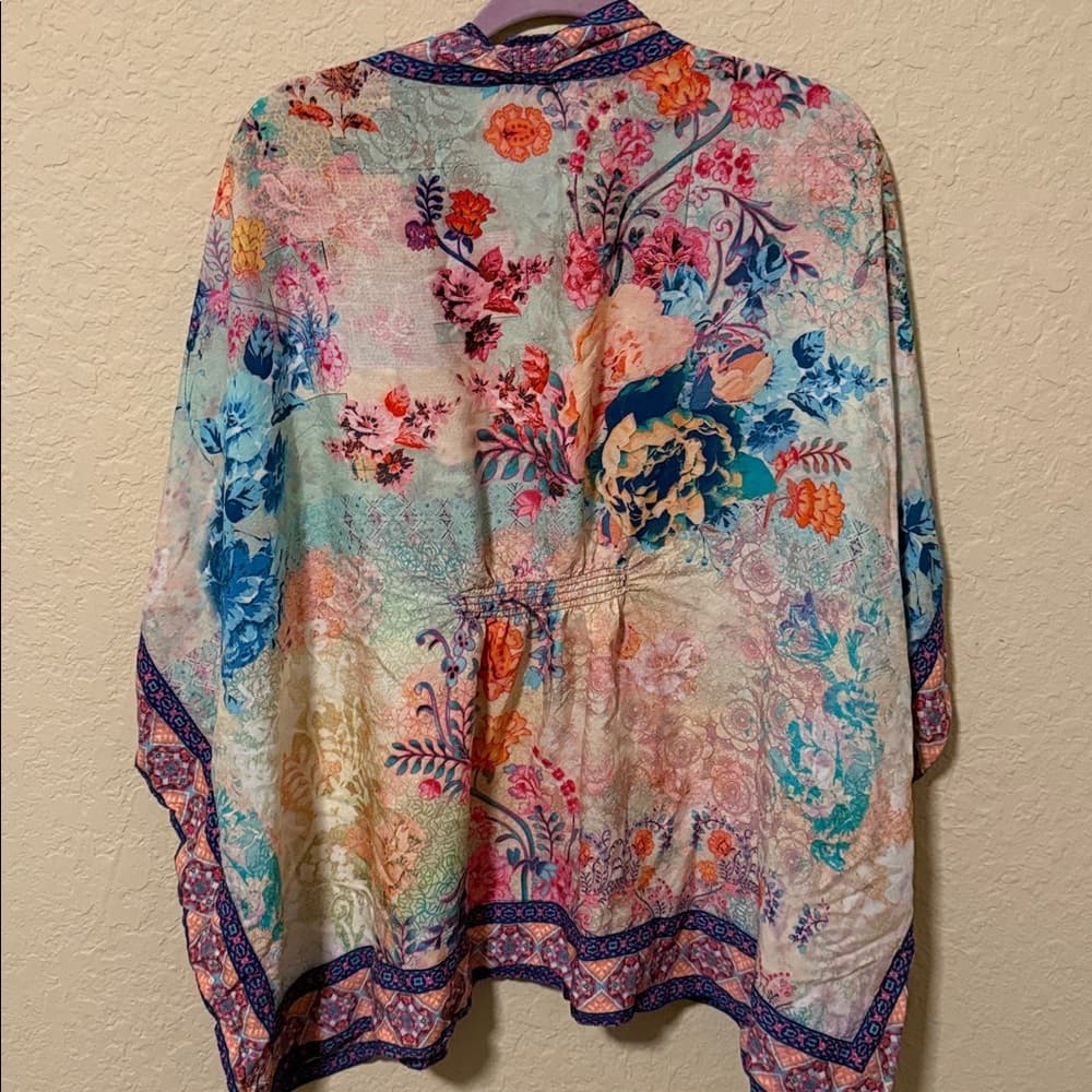 Tolani Multicolor Floral Kimono size large - Thumbnail 2