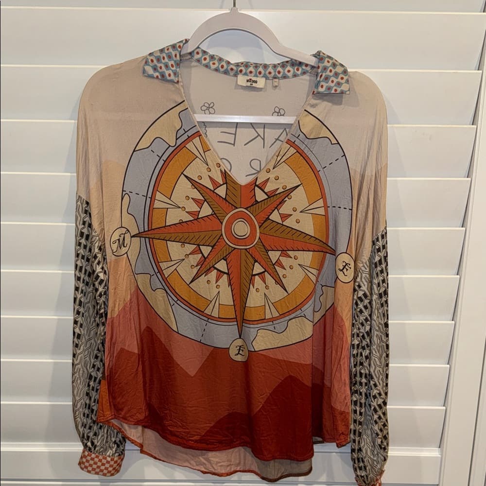 Me369 Boho Compass Print Long-Sleeve Women’s Top Multicolor has very minor flaws - Thumbnail 2