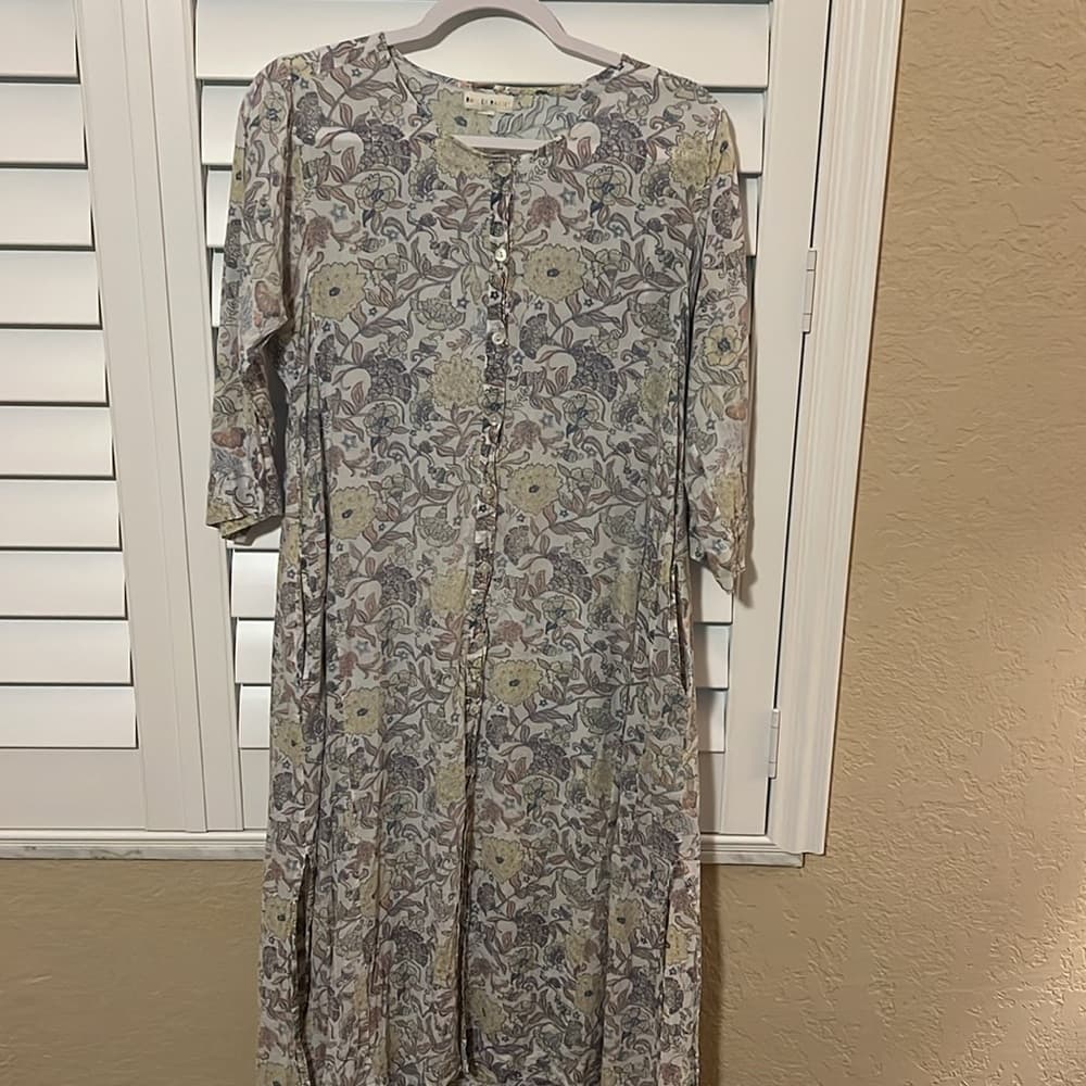 Roller Rabbit Gray Casual dress 3/4 Sleeve size xs - Thumbnail 2