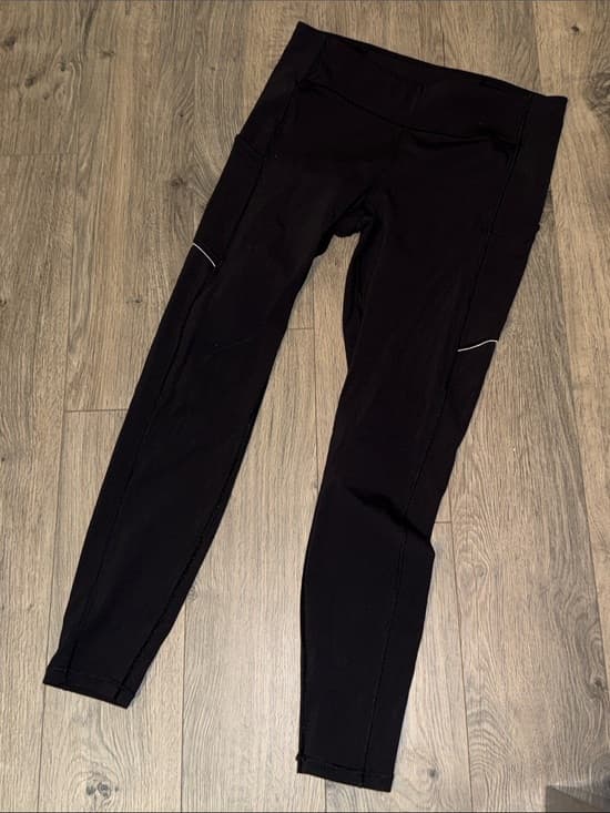 lululemon athletica Black Performance Leggings size 10 - Thumbnail 4