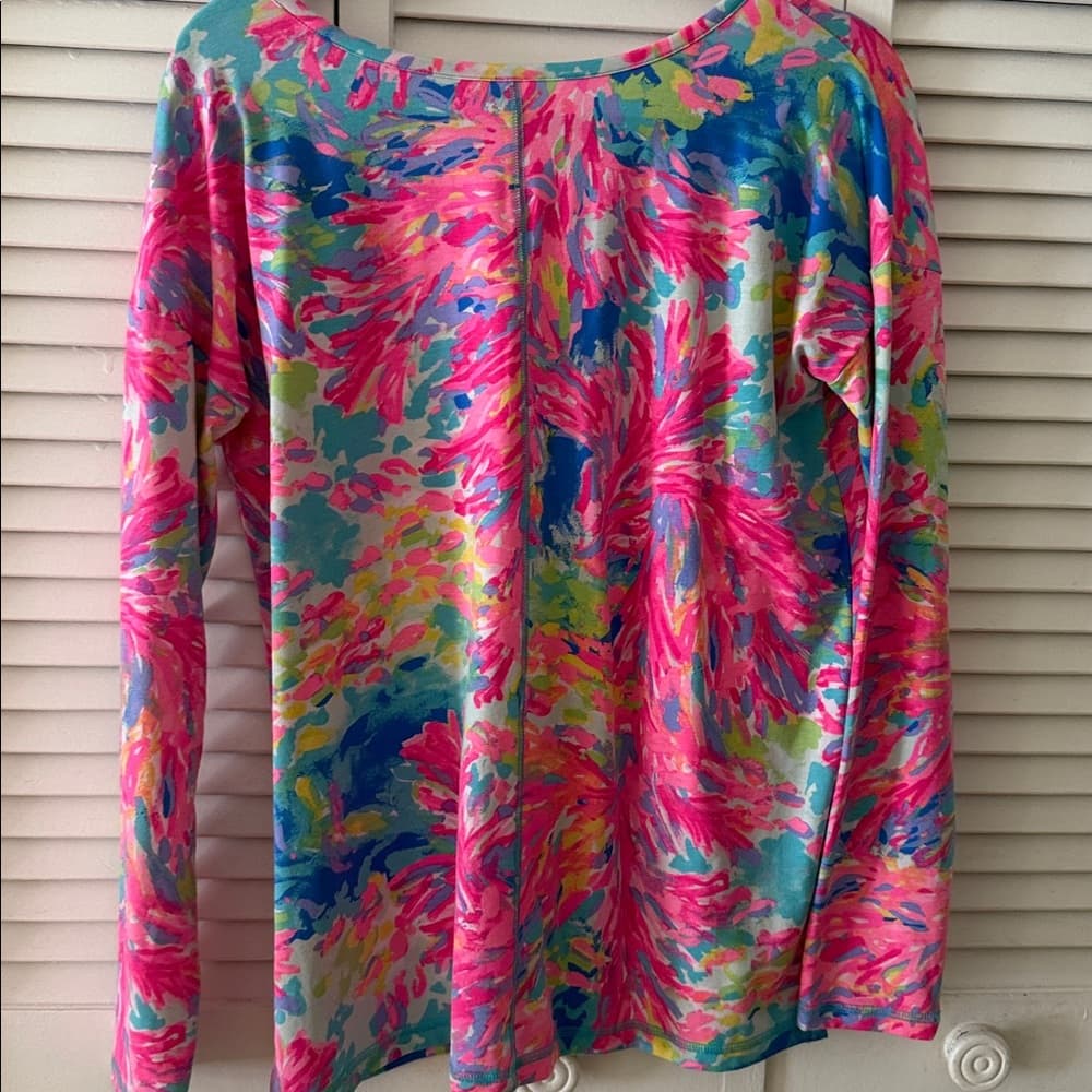 Lilly Pulitzer luxletic Pink Multi-Color V-Neck Long Sleeve Top size small - Thumbnail 2