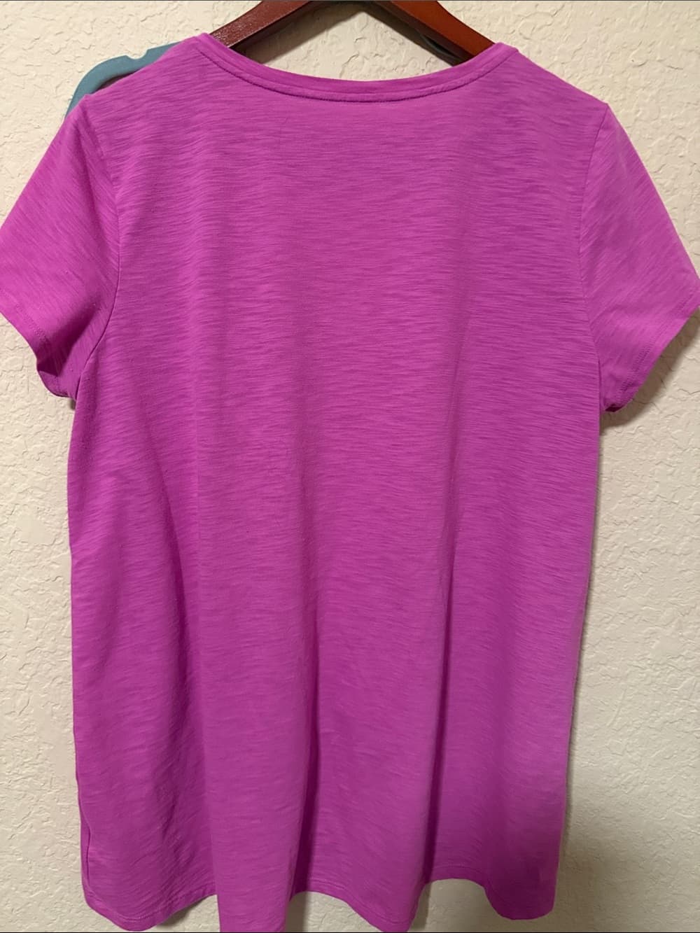 Lilly Pulitzer Short Sleeve V-Neck Top in Magenta