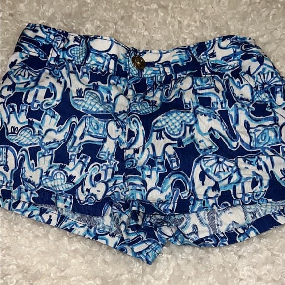 Lilly Pulitzer Blue and White Elephant print Shorts - Thumbnail 4