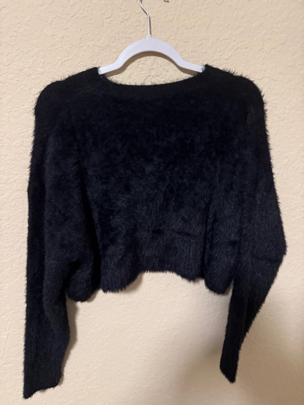 Nasty Gal Black Fuzzy Knit Top size medium nwt - Thumbnail 4
