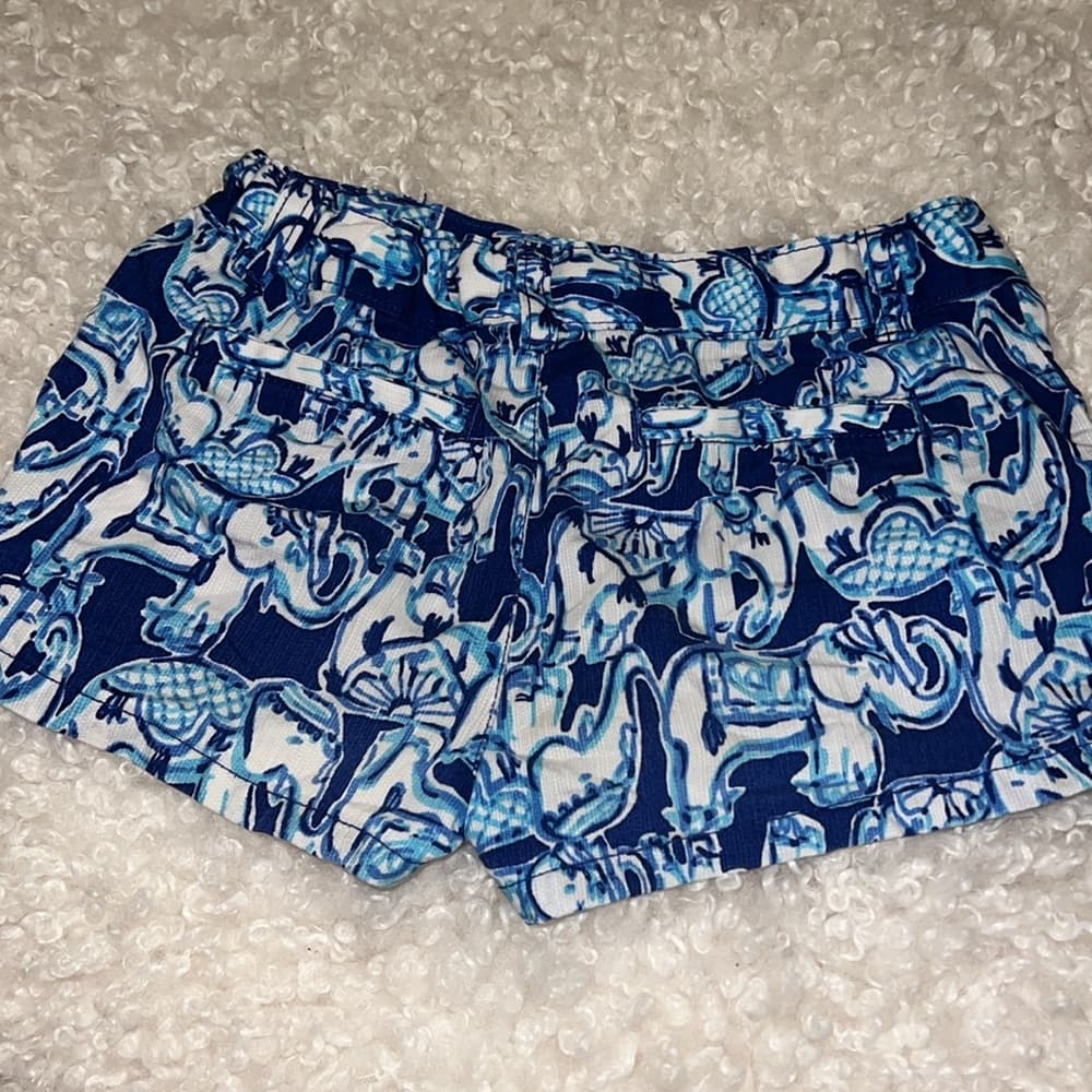 Lilly Pulitzer Blue and White Elephant print Shorts - Thumbnail 2