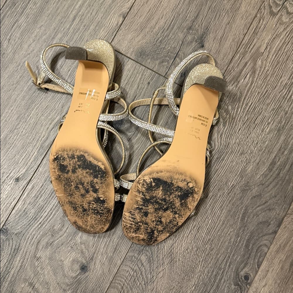 Nina silver Strappy Heels size 8.5