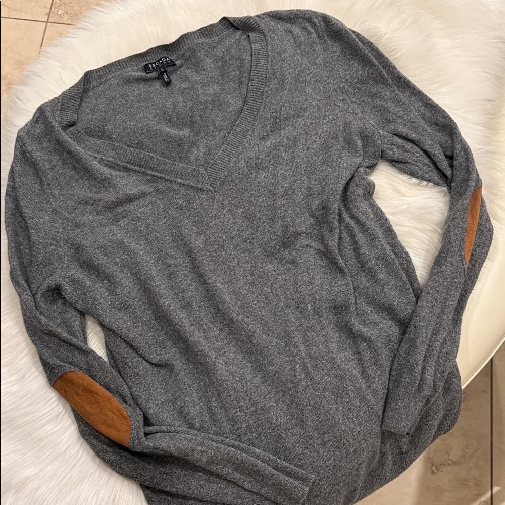 Escada Gray V-Neck Sweater with Tan Elbow Patches size large