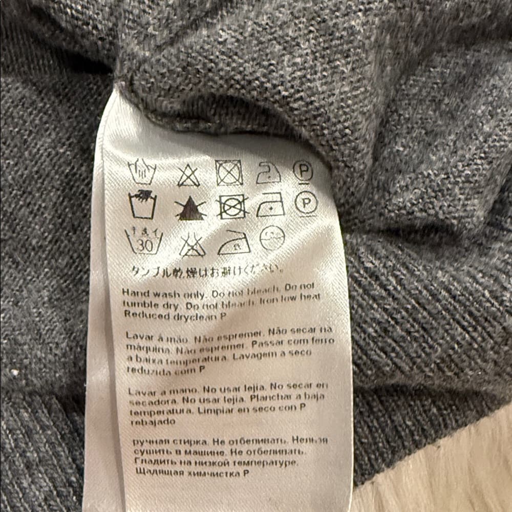 Escada Gray V-Neck Sweater with Tan Elbow Patches size large - Thumbnail 5