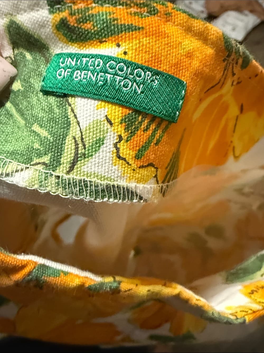 United Colors Of Benetton Yellow Floral Stretch Shorts vintage vibes 38 - Thumbnail 3