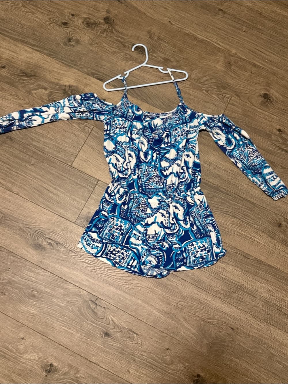 Lilly Pulitzer Navy, Teal & White Printed Off-Shoulder romper xl 12-14 girls - Thumbnail 4
