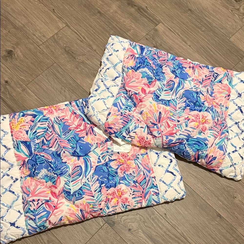 Lilly Pulitzer Blue & Pink Floral Quilted Pillow Shams - Pair - Thumbnail 3