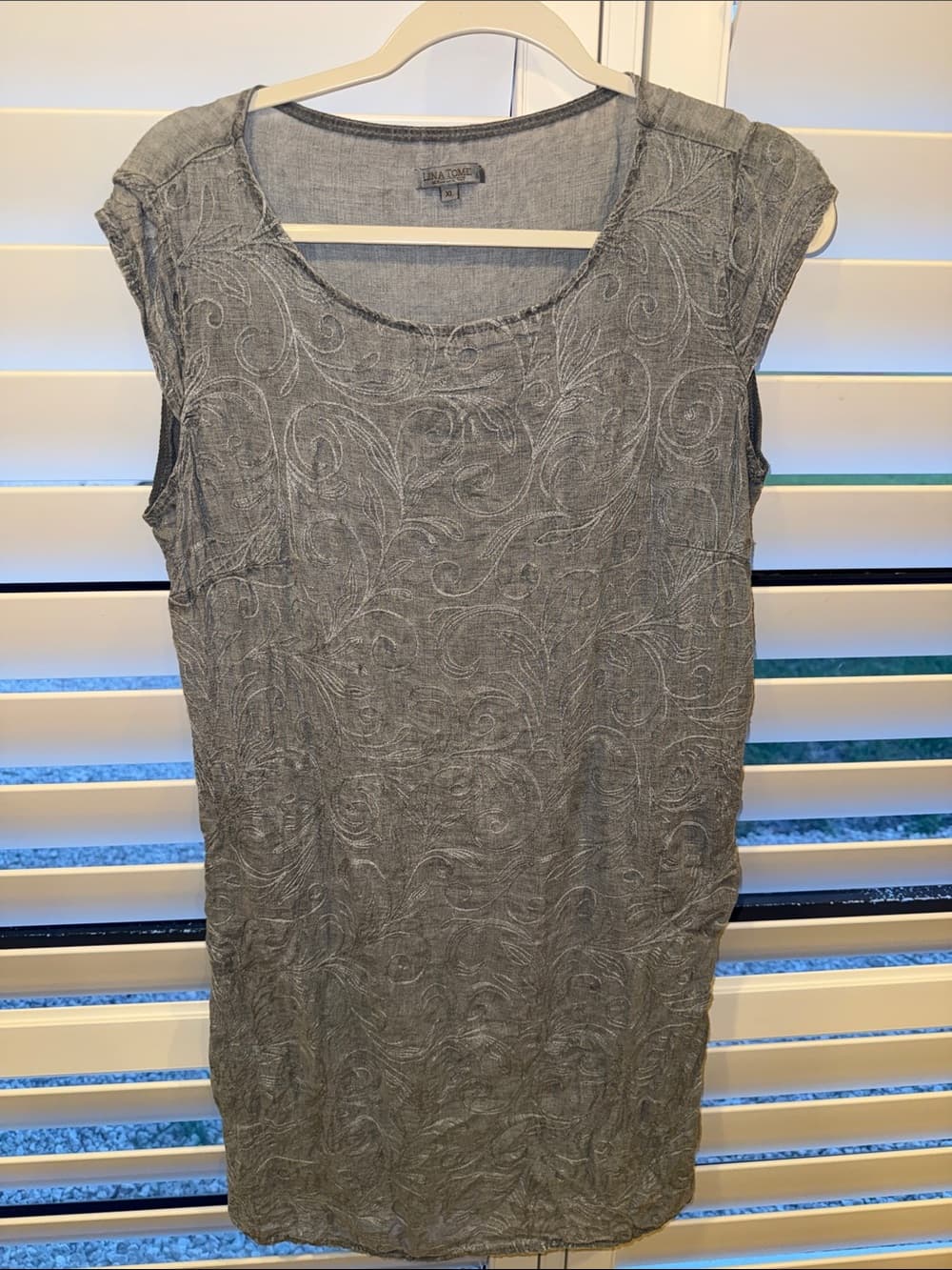 Lina Tomei Gray Embroidered Cap-Sleeve Shift Dress