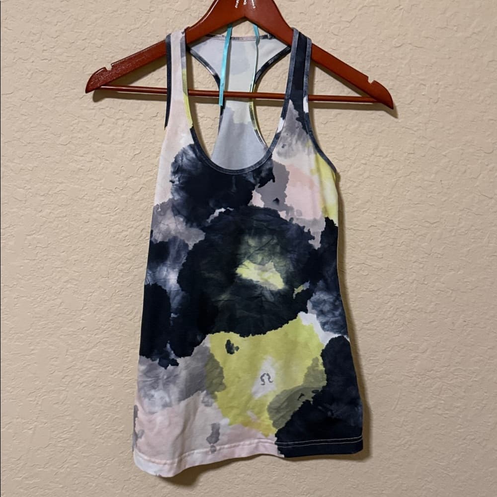 Lululemon Stylish Tie-Dye Racerback Tank Top size small