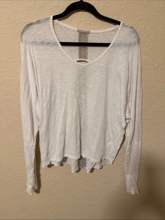 SKIN Lightweight White Long-Sleeve Women's Top - Thumbnail 3