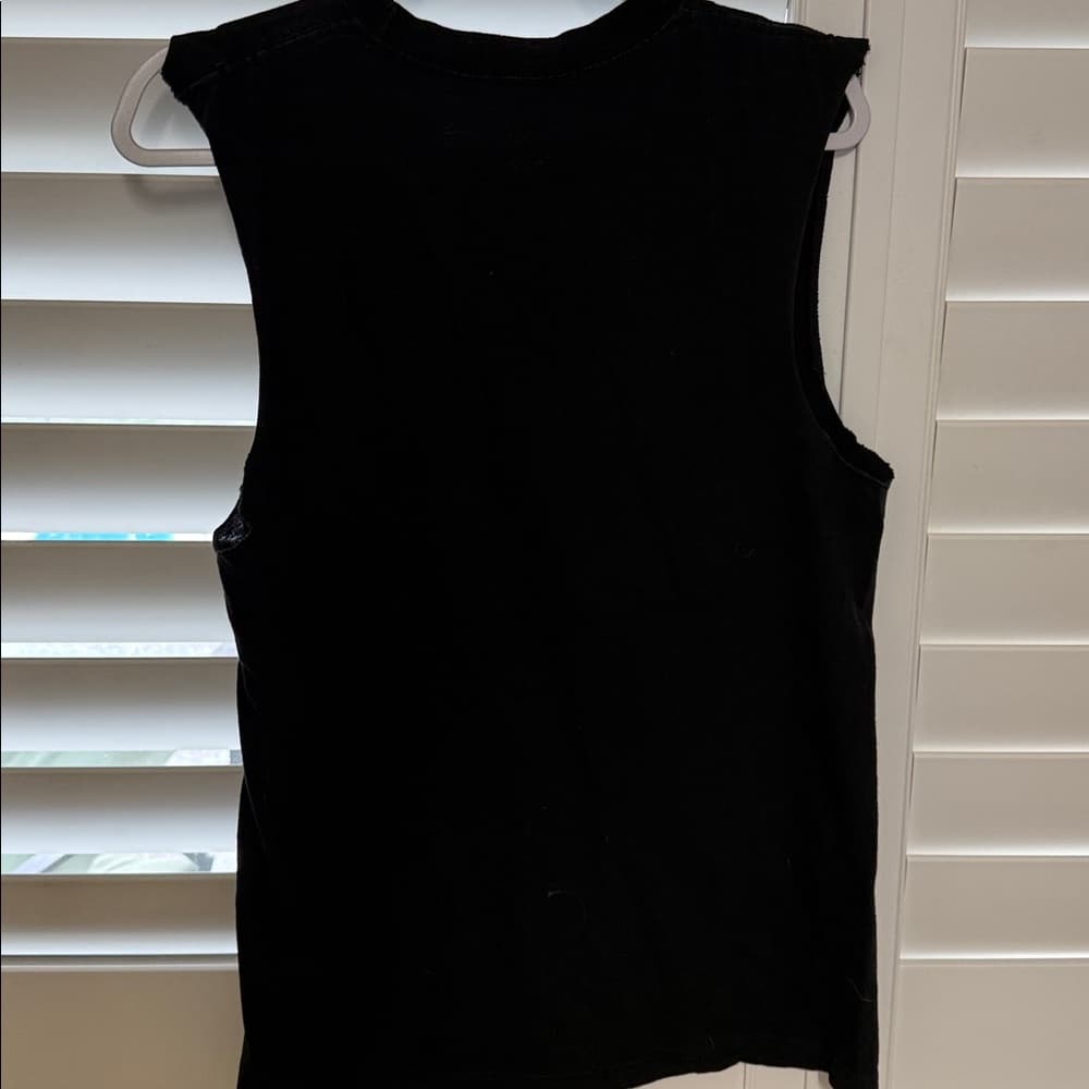 Metallica Black Sleeveless Vintage Graphic Tee size small - Thumbnail 3