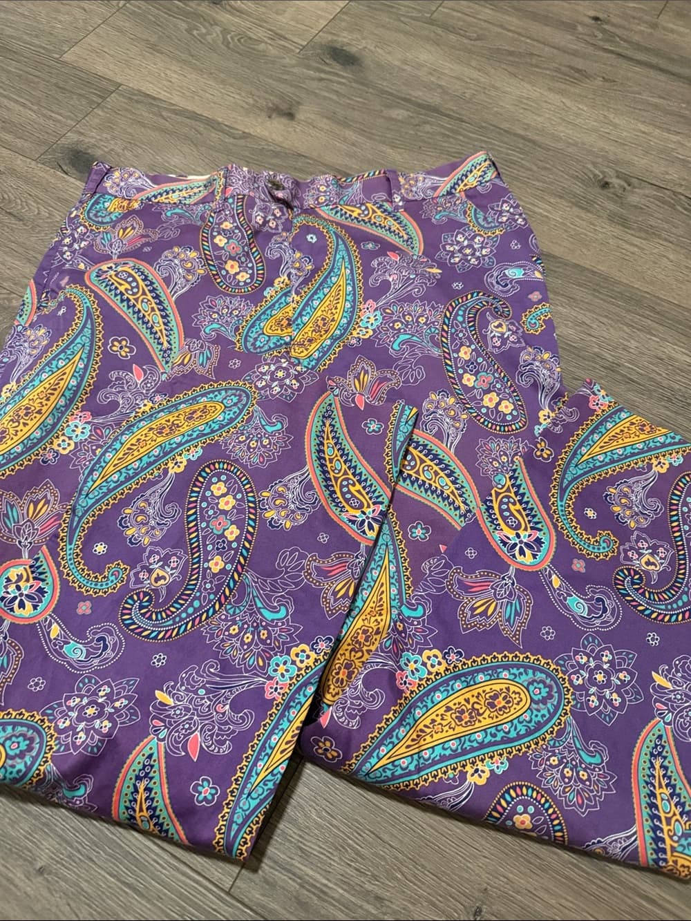 Loudmouth Purple with Yellow Logo Print 36 x 30 - Thumbnail 2