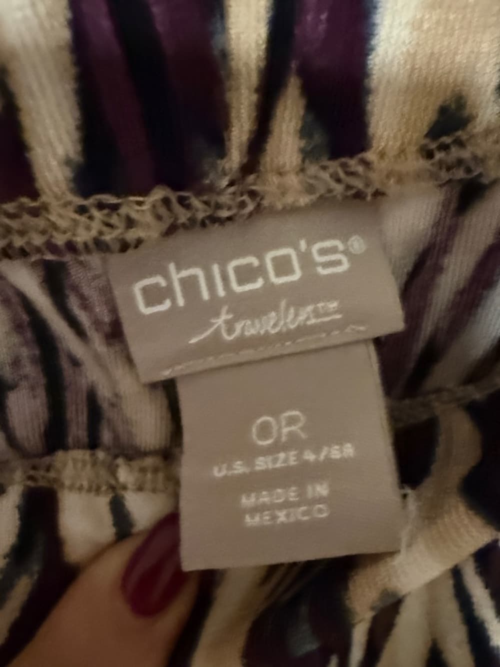 Chicos Travelers Ikat pants size 0 small/medium like new - Thumbnail 3