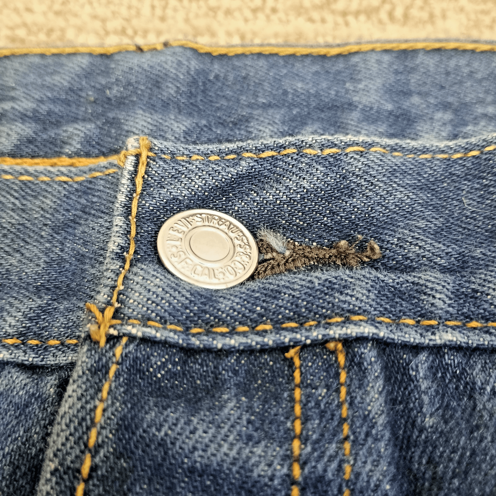 Levi's 501 Jeans Mens 40x30 Classic Fit Jeans Button Fly Big & Tall - Thumbnail 3