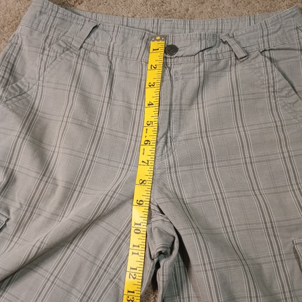 Patagonia Shorts Mens Cargo Size 30, – Gray Plaid, Organic Cotton, 6 Pockets - Thumbnail 4
