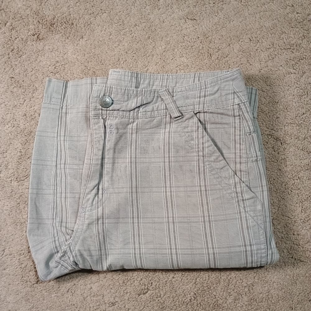 Patagonia Shorts Mens Cargo Size 30, – Gray Plaid, Organic Cotton, 6 Pockets - Thumbnail 2