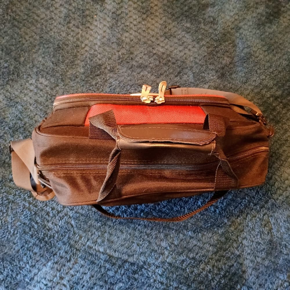 Kluge Men's Black and Red Carry-On Bag - Thumbnail 2