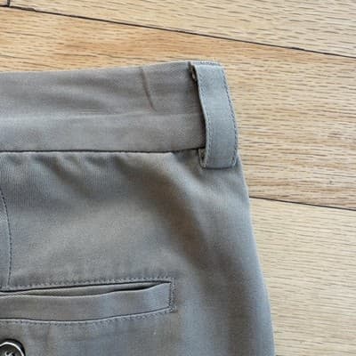 Tommy Bahama Shorts Pleated Chino Beige 100% Silk Casual 10 Inseam Mens 36 - Thumbnail 15