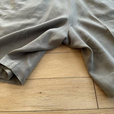 Tommy Bahama Shorts Pleated Chino Beige 100% Silk Casual 10 Inseam Mens 36 - Thumbnail 17