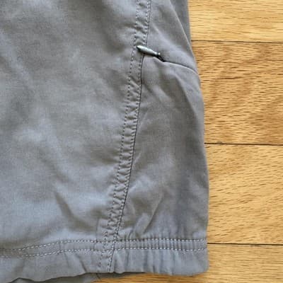 Athleta Dipper Bermuda Shorts Zipper Pockets Twill Hiking Gray 9 Inseam Womens 8 - Thumbnail 6
