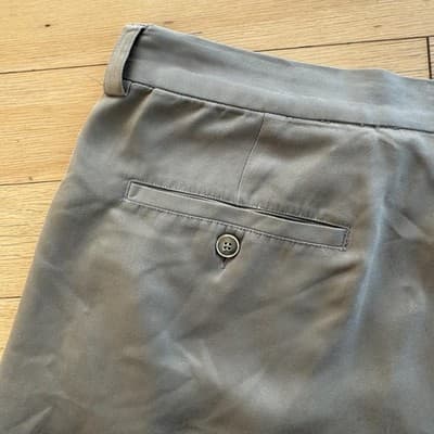 Tommy Bahama Shorts Pleated Chino Beige 100% Silk Casual 10 Inseam Mens 36 - Thumbnail 14