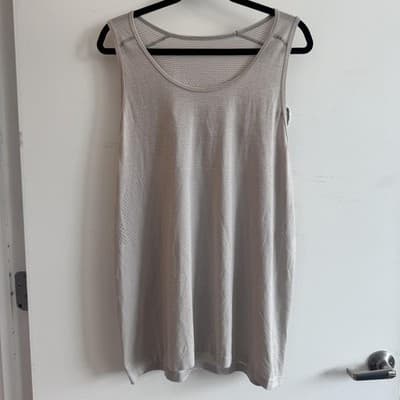 Lululemon Metal Vent Tech Tank Top Breathe Repeat Mesh Gray Athletic Mens XL