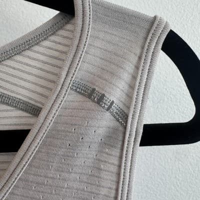 Lululemon Metal Vent Tech Tank Top Breathe Repeat Mesh Gray Athletic Mens XL - Thumbnail 3