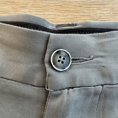 Tommy Bahama Shorts Pleated Chino Beige 100% Silk Casual 10 Inseam Mens 36 - Thumbnail 4