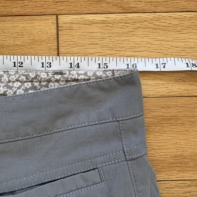 Athleta Dipper Bermuda Shorts Zipper Pockets Twill Hiking Gray 9 Inseam Womens 8 - Thumbnail 17