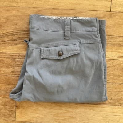 Athleta Dipper Bermuda Shorts Zipper Pockets Twill Hiking Gray 9 Inseam Womens 8 - Thumbnail 16
