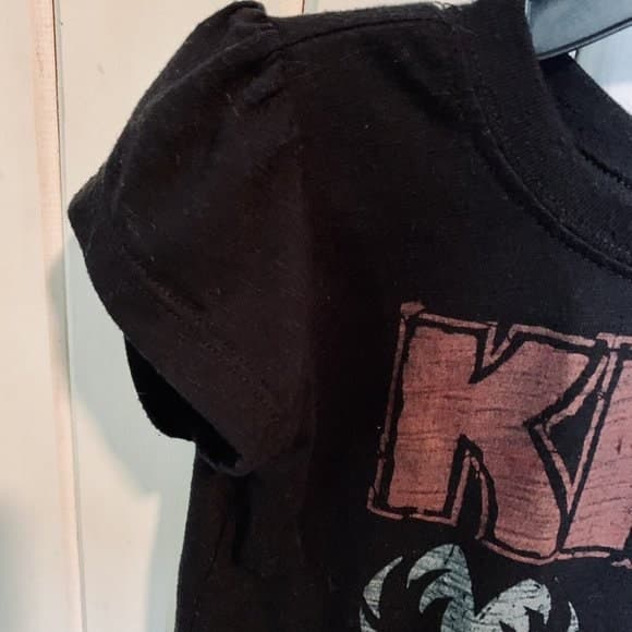 KISS Rock Band Tee- Official KISS merchandise~ Little Girls Size 4 - Thumbnail 3