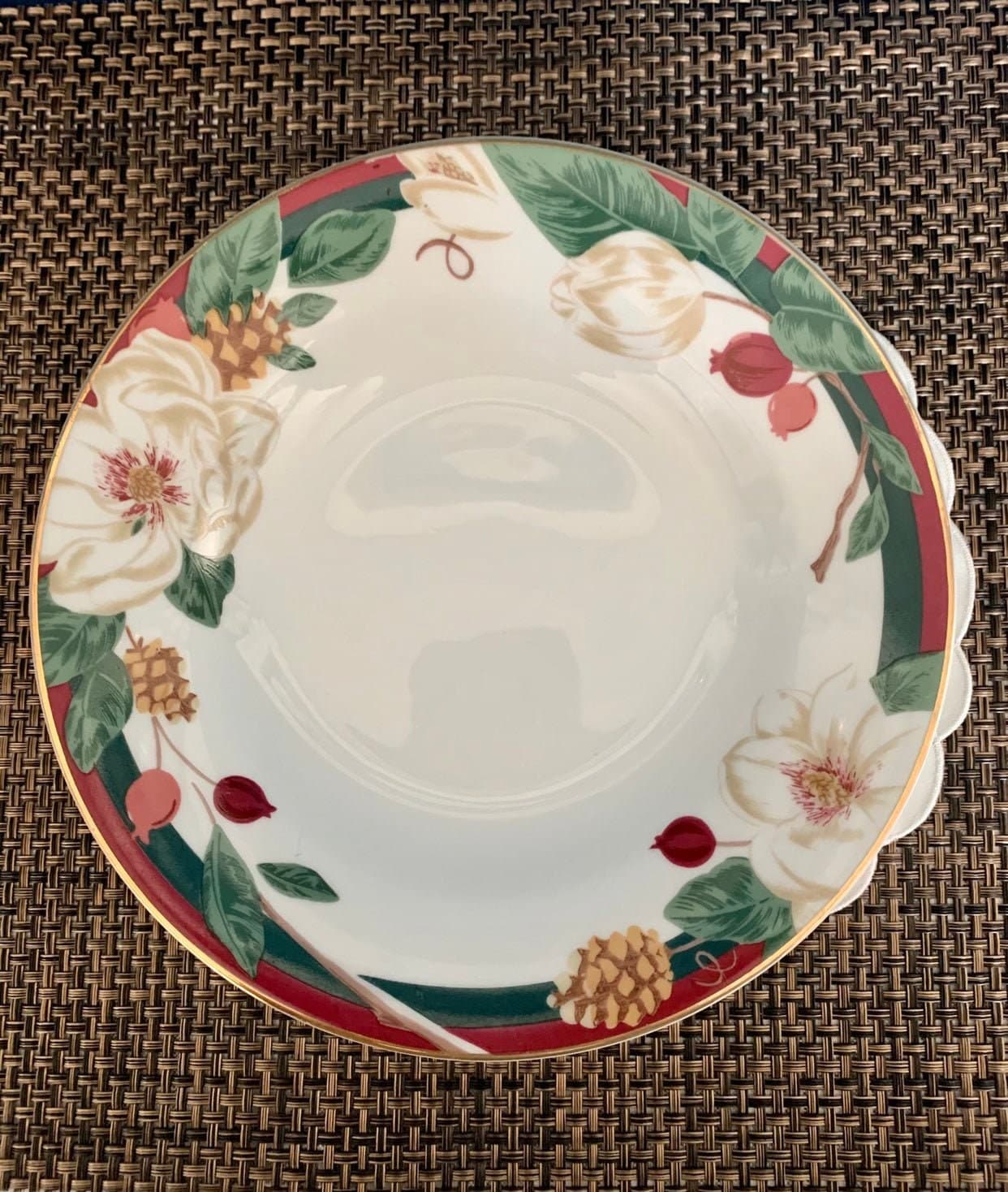 Vintage Tienshan China 'Magnolia' Rimmed Soup Bowls (4) - Thumbnail 4