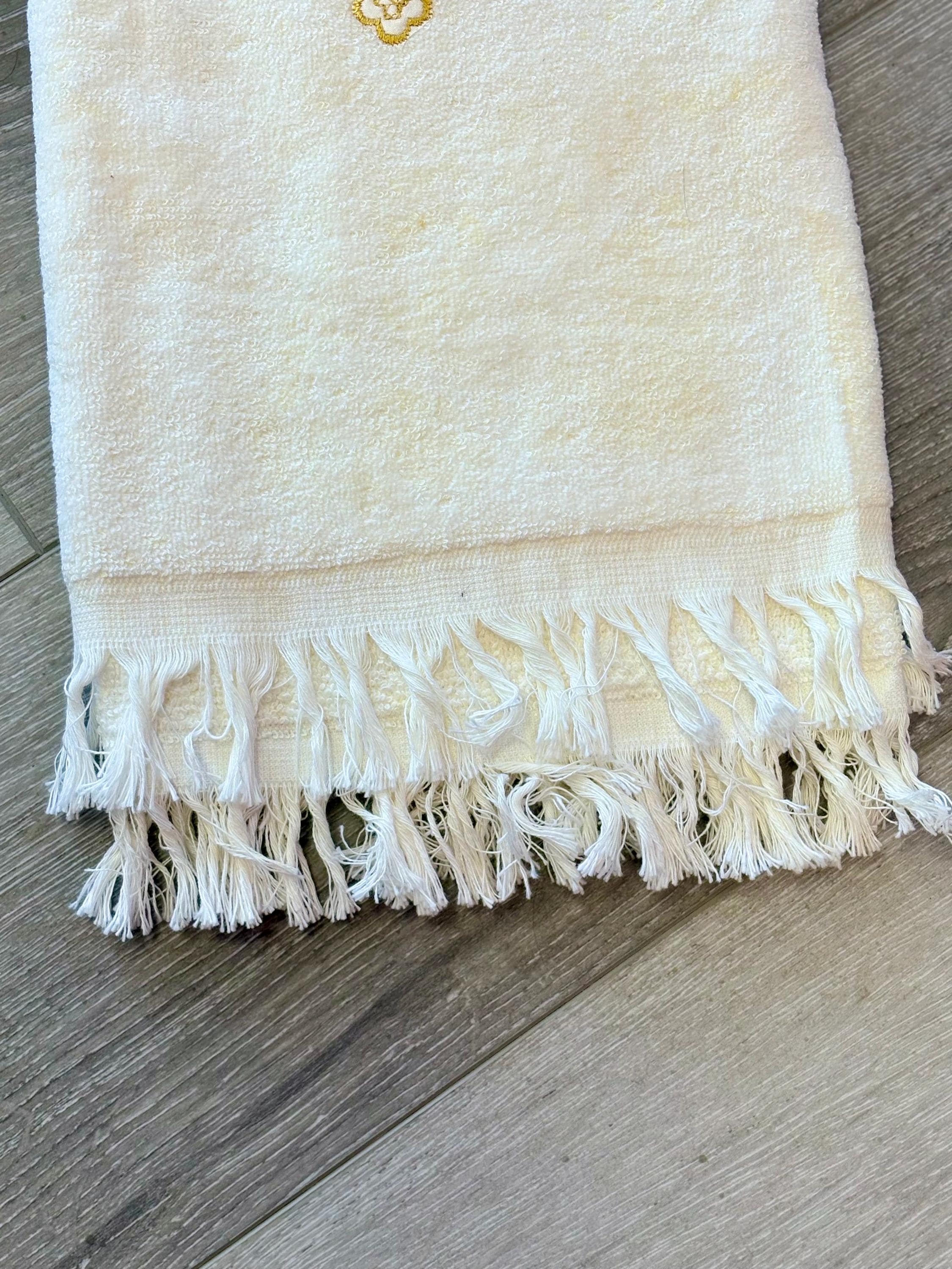 Vintage Barth & Dreyfuss Gold Monogrammed “N” Royal Terry Bath Towel~ Made in the USA- Ornate, gold-embroidered oval design on a white towel - Thumbnail 8
