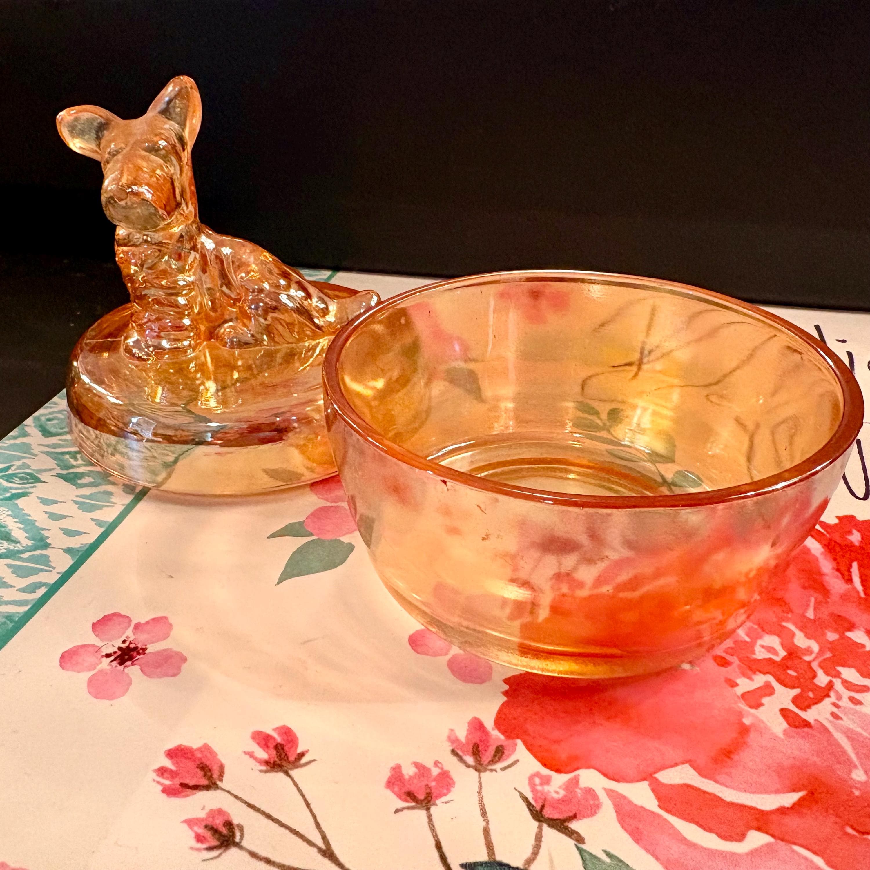 1940s Jeannette Marigold Carnival Glass Terrier Scotty Dog Covered Candy Dish - Thumbnail 7