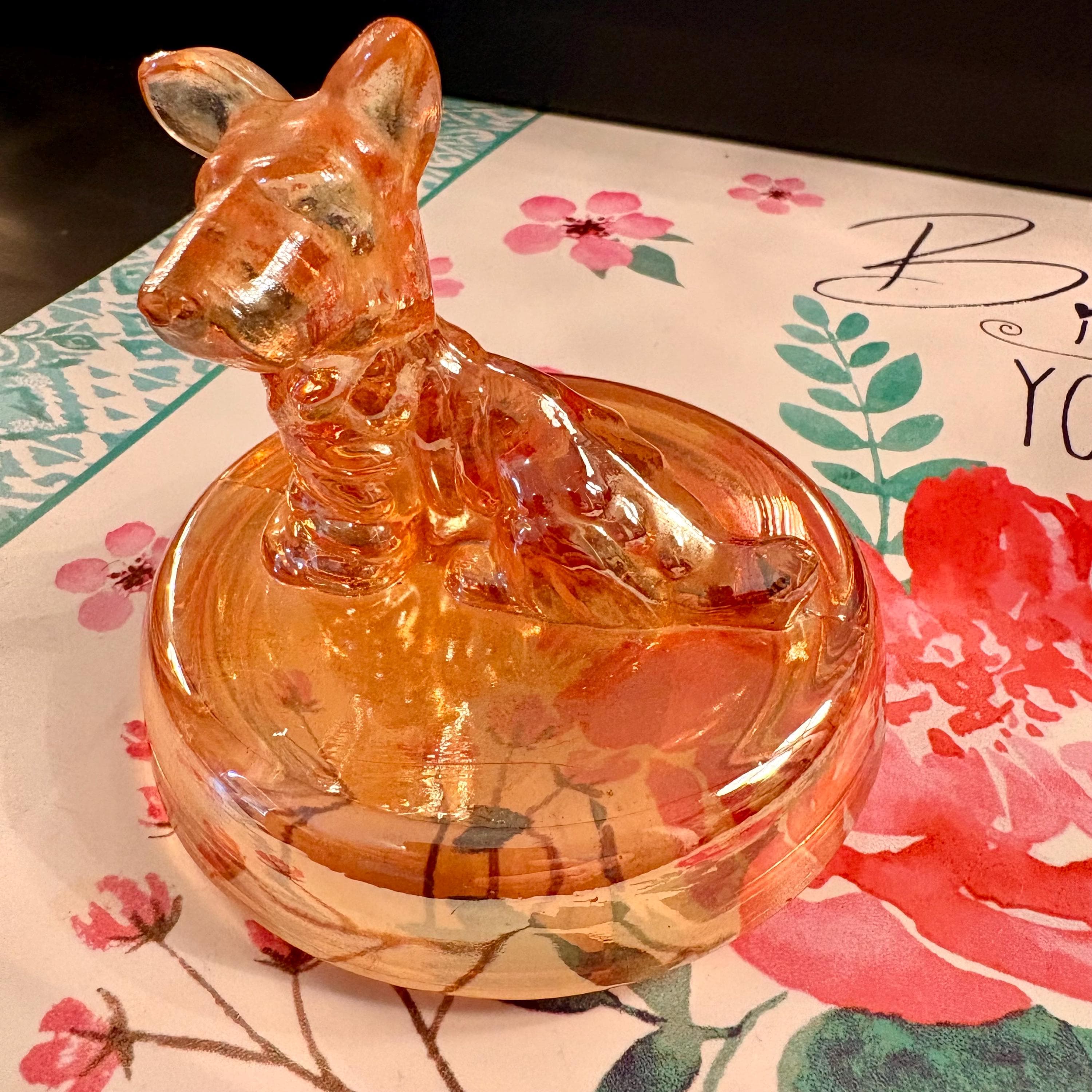 1940s Jeannette Marigold Carnival Glass Terrier Scotty Dog Covered Candy Dish - Thumbnail 6