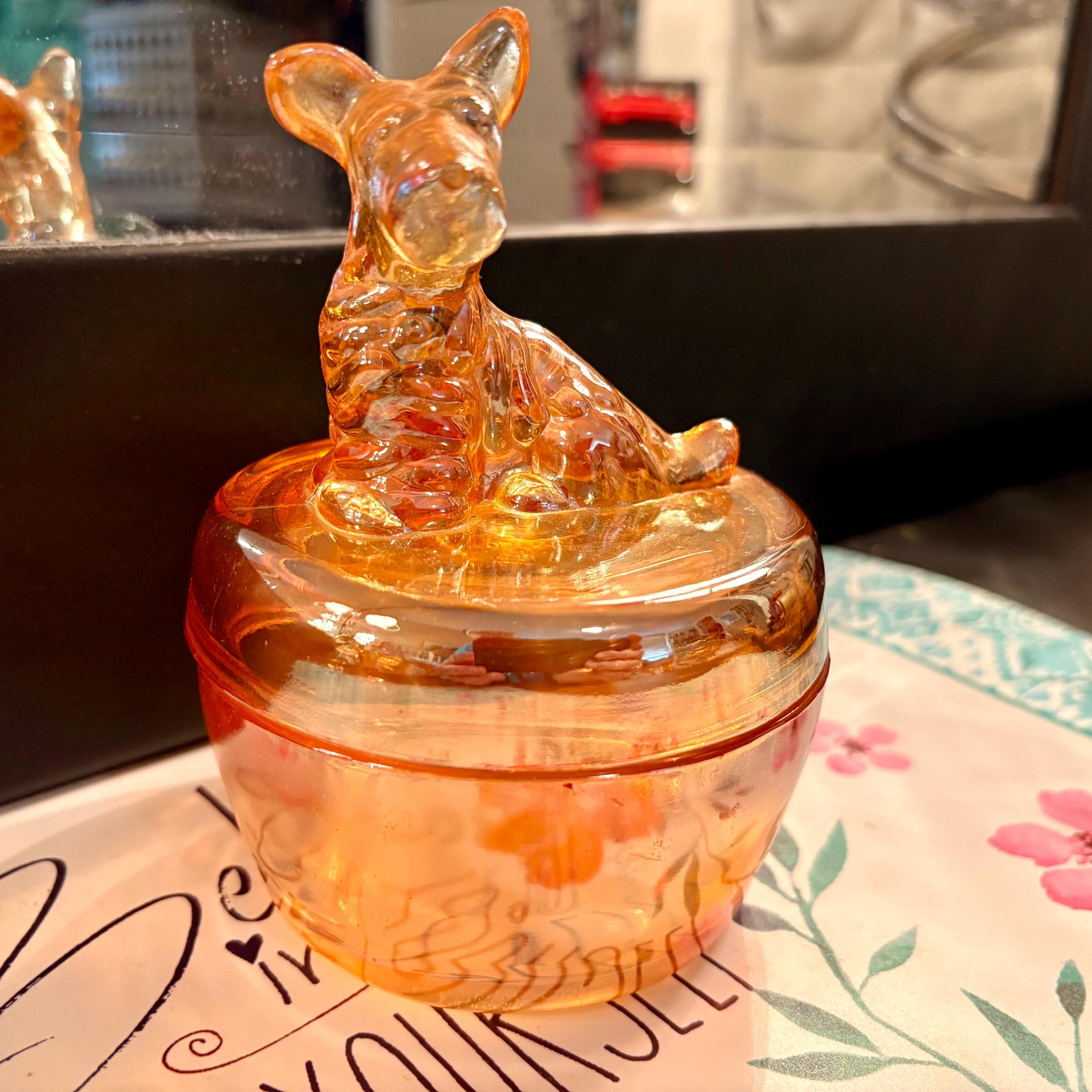 1940s Jeannette Marigold Carnival Glass Terrier Scotty Dog Covered Candy Dish - Thumbnail 3