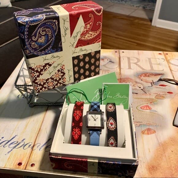 Vera Bradley Vintage Gift Set In Original Box~ 3 Quilted Pattern Watch Bands & Square Face Silver Watch- Retired Patterns Vintage Collection - Thumbnail 5