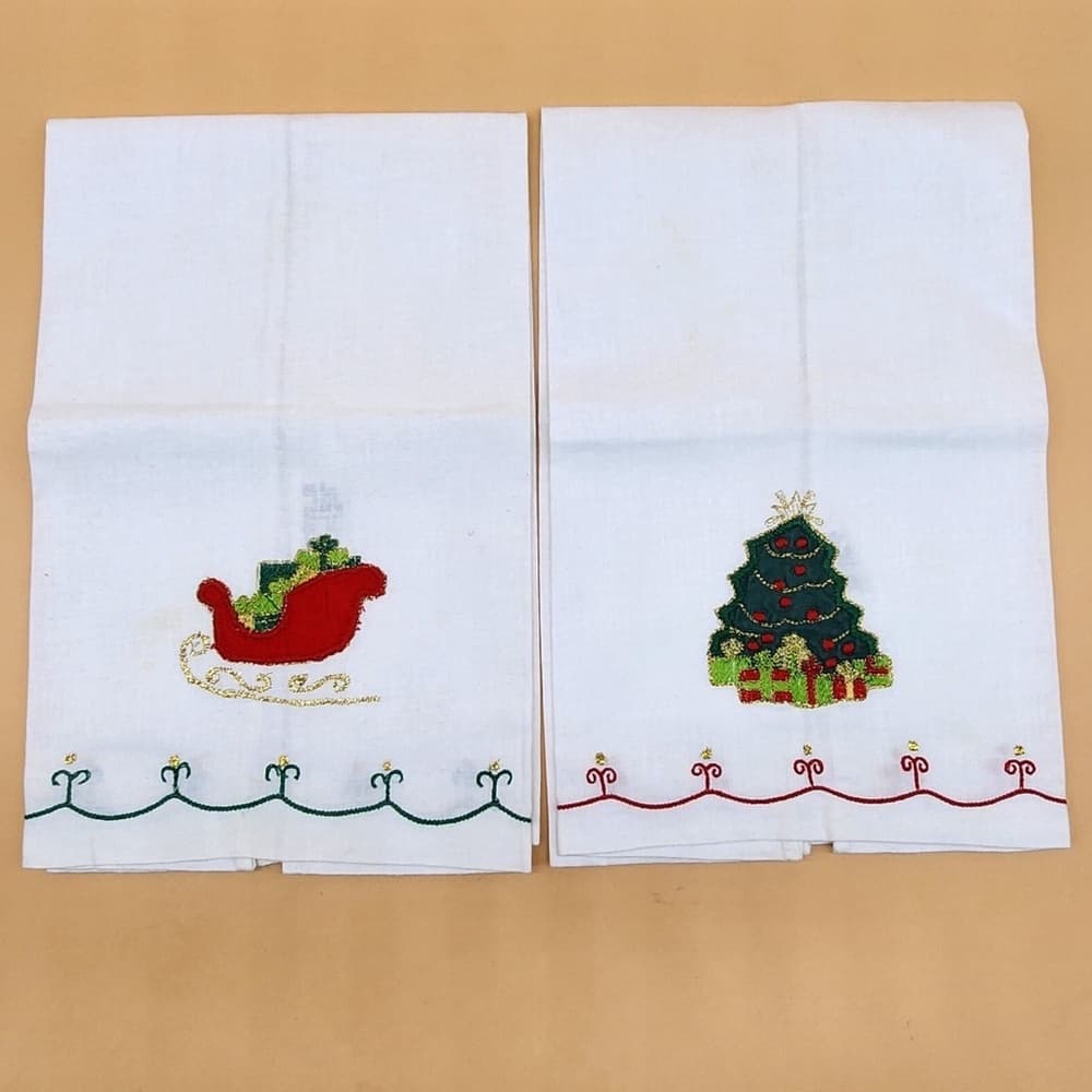 Vintage 1995 Lillian Vernon 100% Cotton Embroidered Christmas Tree Sleigh Towels - Thumbnail 4