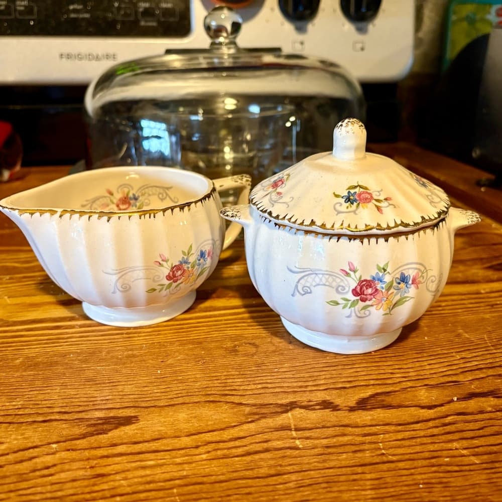 Limoges-American Jennie Lind Tea Set-Creamer & Lidded Sugar Bowl Circa 1948-1955 - Thumbnail 11