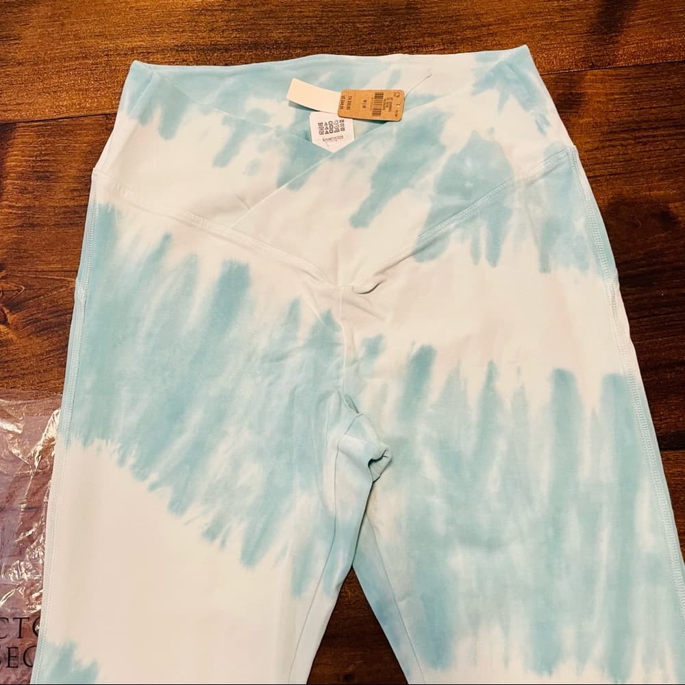 PINK High Waist V Crossover Leggings - Thumbnail 2