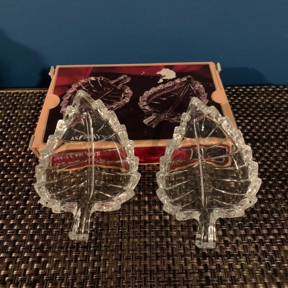Made in Italy- Vintage Crystal Leaf Set~ Mid-century - Thumbnail 10